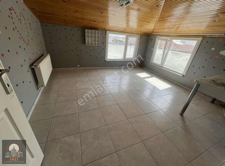 Ateştuğla Mevkinde Kiralık Çatı Katı Daire Teraslı 2+1