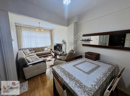 Gökbaş Emlaktan Edirnekapı Benzinliğin Yanında Satılık 2+1 2.kat