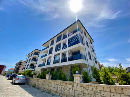 Ara Kat 1+1 Ulaşım Ve Marketlere Yakın Kiralık