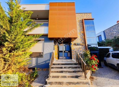 Emlak Odam'dan Havuzlu,türk Hamamlı,saunalı,ultra Lüks 5+1 Villa