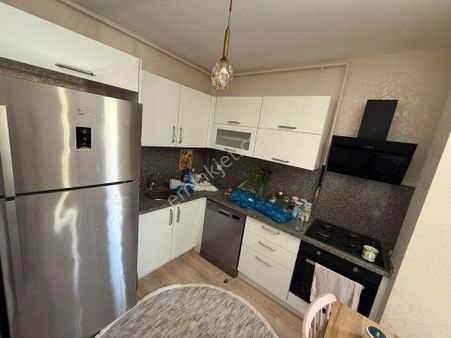 İz'den Kabasakal'da Eşyalı 2+1 Satılık Daire