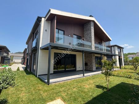 Zerlıfe Villaları'nda 4+1 188 M2 Satılık Ultra Lüks Villa