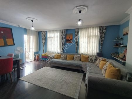 Körfez Mimarsinan Mahallesinde 3+1/175 M2 Ebeveyn Banyolu Çatı Dublexi