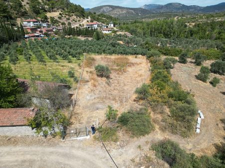 Sabri Pınarbaşı'dan Havran Köylücede Satılık Yatırımlık Hobi Bahçesi