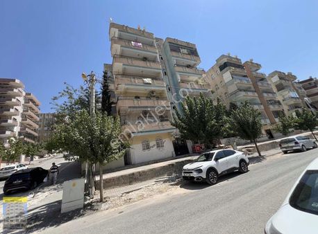 Uygun Fiyat'a 3+1 Daire Güllübağ Emlak Mehmet Demir