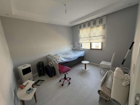 Gümüş Grouptan Hastanenin Yanında Eşyalı 1+1 Satılık Daire