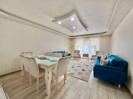 Serdar Emlak Tan Lokasyonu Güzel 4+1 1.katta Full Yapılı Satılık Daire