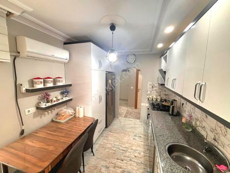 Varsak Ayanoğlunda Tramvay Dibi 2+1 Her Şeyi Ayrı Katla Emsal Daire