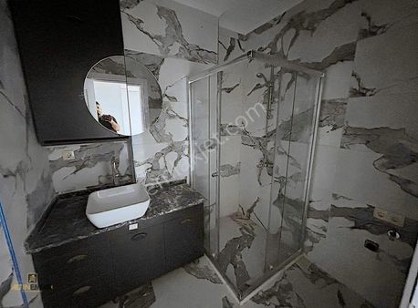 Altın Emlak Trabzonda Satılık Deniz Manzaralı 1+1 Daire