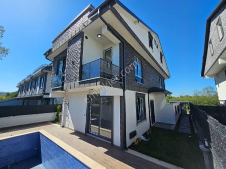 Sakarya Kocaalide 4+1 Müstakil Havuzlu, Ebeveyn Banyolu Villa