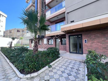 Kuruçeşme Mah. Havuzlu Site İçinde Full Eşyalı 1+1 Kiralık Daire