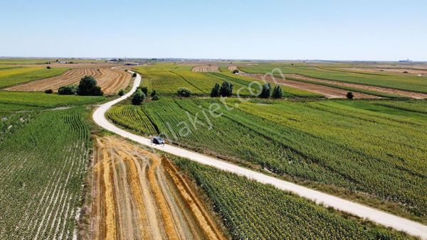 Gümüş Group Tan Beyazköy De Çift Yola Cephe 1483m Tek Tapu Tarla