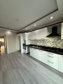 Türkmenbaşı Blv. 3+1 K.mutfak 180m2 Satılık Daire