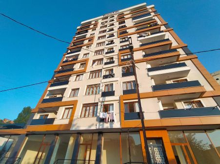 Kartal Hürriyet Mah. Şehir Ve Deniz Manzaralı Yatırımlık 2+1