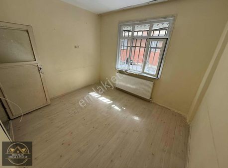 Ergenler Emlak 100. Yıl 42 Evlerde 2+1 Kiralık Daire''''