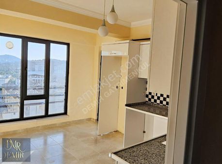 Unıversıte Mah Yunus Emre Bulv Kıralık 3+1 Daıre