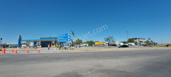 Değer'den Akçadağ Merkeze Yakın 14 Dönüm Boş Tarla