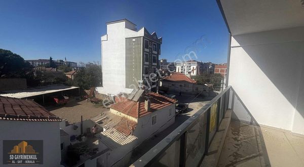 Hem Oturuma Hem Yatırıma Uygun Gömeçte 2+1 Daire