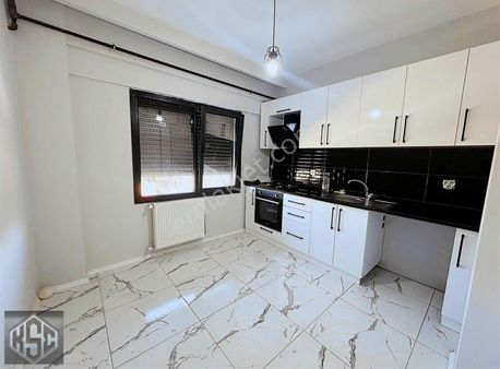 Karadeniz Emlaktan Arakat Ayrı Mutfak Geniş 2+1 Kiralık Daire