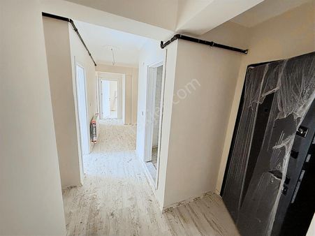 Kirvem Emlak'tan Cengiz Topel'de Ferah Ve Konforlu 3+1 Daire!