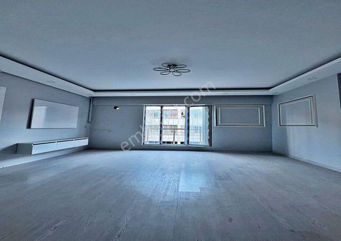 Bay-kar Yapıdan Site İci Güvenlikli Sıfır 1+1 Daire...