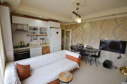 Beylikdüzü Adnan Kahveci Satılık Daire