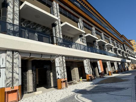 Kuşadası'nda Satılık Deniz Manzaralı Teraslı Doğalgazlı Özel Mimari Lux Tasarım Dairemiz