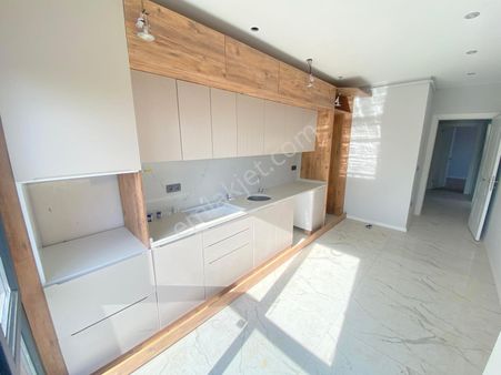 🟢🔑kadıköy'de Şık Tasarımlı Merkezi Konumda 3 Banyolu Geniş Teraslı 3+1 Dublex