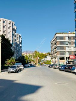 Karşıyaka Yalı Mah. İdil Biret Cadde Yakını 300 M2 Sıfır Dükkan