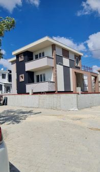 Çatalca İzzettin Mah Site İçerisinde Komple Yenilenmiş Satılık Dublex Villa