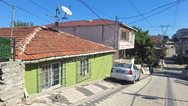 Sancaktepe Veyselkarani De Satılık 2 Adet Gece Kondu Dogalgazlı Kombili Bahceli