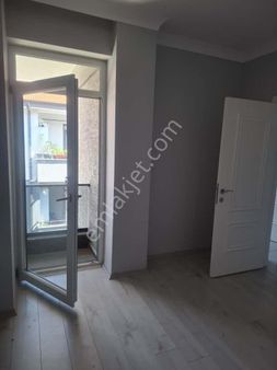 Emlakçe G Y M'den Fatih Mahallesinde Kiralık 2+1 110 M' Daire