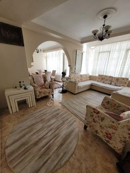 Merkezi Konumda İçi Full Yapılı Satılık Daire