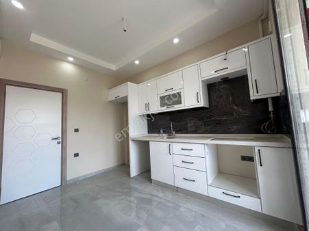 Yüksel'den Gazicelalde Ayrı Mutfak Ön Cephe Arakat 2+1 Şık Daire*