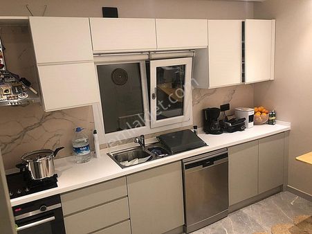 Bostancı Da Minibüs Cad Yakın Merkezi Konumda Geniş M2 5 Yıllık 3+1 Daire