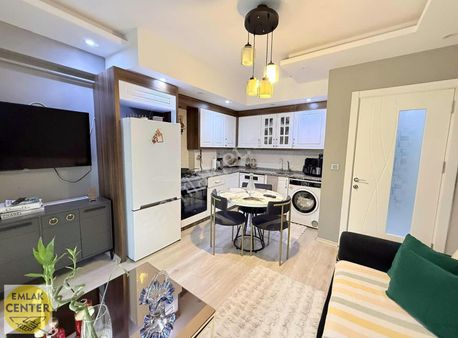 Emlak Center'dan Muradiye Mah Satılık 2+1 Bahçeli Balkonlu Daire