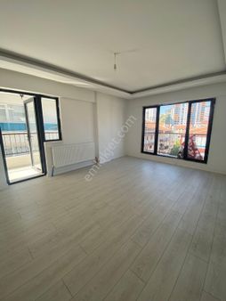 Metin Oktay'da 3+1 Yeni Bina Satılık Daire