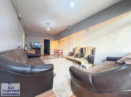 Çarşı Merkezde Ful Eşyalı Temiz Bekarlara Uygun Daire