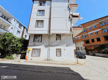 Müslüm Gayrimenkul'den Saraçlı Mahallesinde 3+1 Kiralık Daire