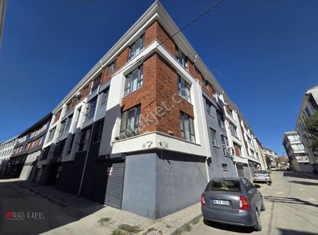 Rw Lıfe // Sütlüce Arakat Asansörlü Geniş 2+0 Satılık Daire