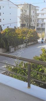 Cumhuriyet Mahallesinde Merkezde Kiralık 2 Artı 1