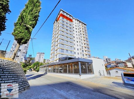 Kartal Yakacıkta Adalar Manzaralı 2+1