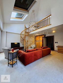 Emirgan'da Mükkemel Konumda Satılık Müstakil Ev