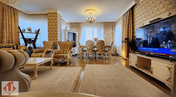 Çağlayanda Satılık 3+1 Arakat Daire