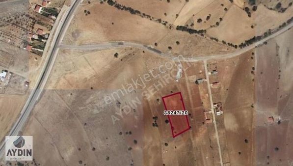 Aydın Satıyordan Meram Bayat'ta 3.120m2 Yola Yakın Tarla