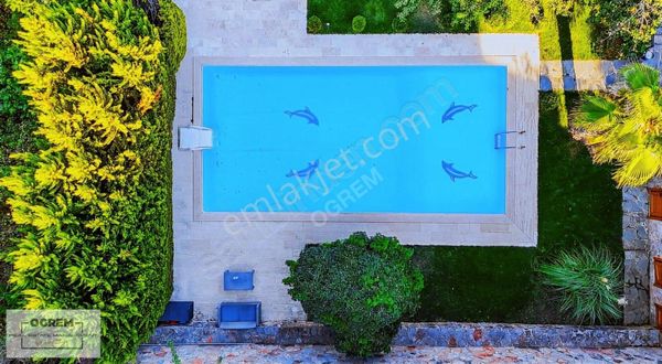 Beykoz / Tam Müstakil / Havuzlu / Saunalı / Jakuzili Villa / 7+1