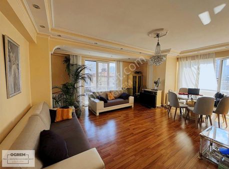 Soyak Site Mahallesinde 3+1 Satılık Güney Cephe Daire