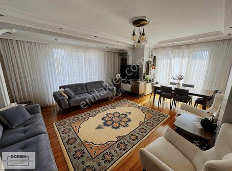 Soyak Site Mahallesinde \ 3+1 \ Geniş Daire \ Güney Cephe