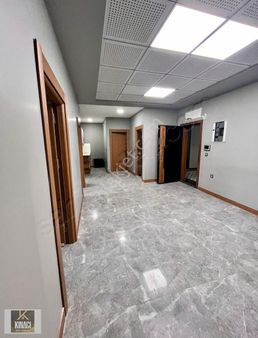 Tugay Kınacı'dan Canbaylar Plaza Kiralık Ofis