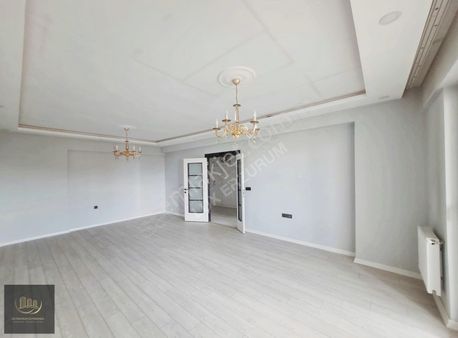 Lüx Erzurum'dan Kombina Caddesinde Kiralık 4+1 Lüks Daire